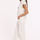 White Lace Trim Sleeveless Shirt